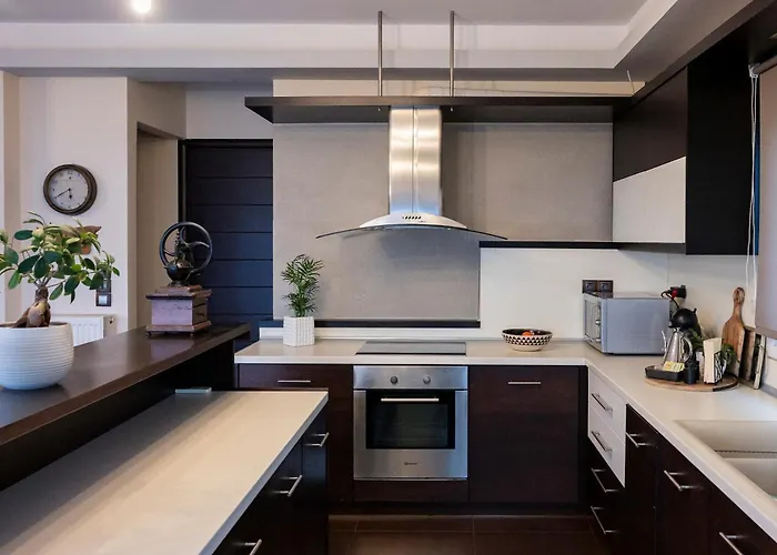 Cielo Hospitality * فولوس