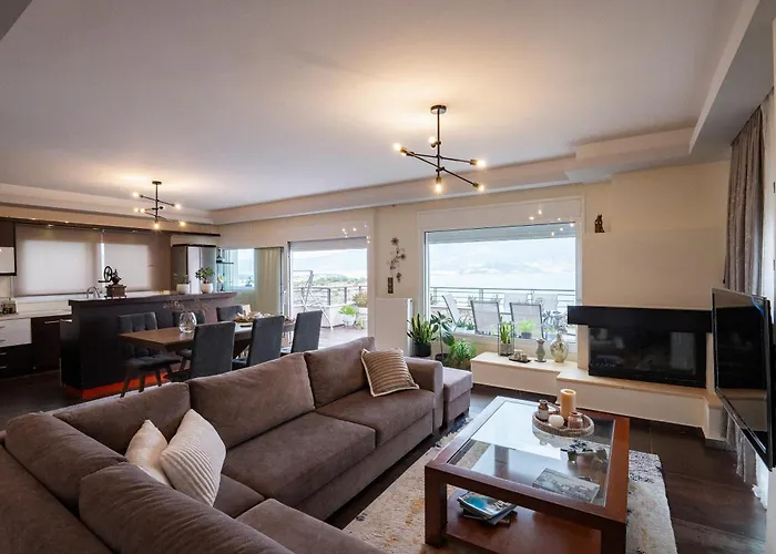 Cielo Hospitality فولوس